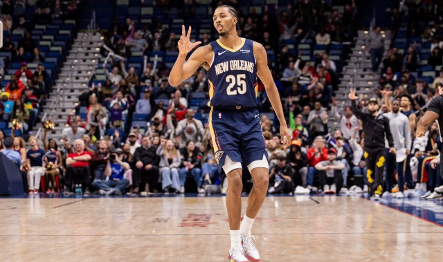 攻防俱佳！墨菲15中9砍下32分3板3助3断 罚球12中12