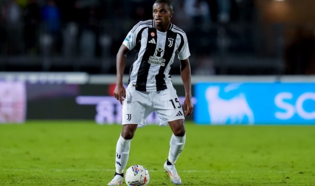 kaiyun.com-卡卢卢：我和队友在一起的时间比家人多 只要能上场比赛就很开心