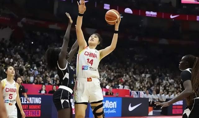 开云官网-险胜非洲鱼腩，李月汝为何含泪哽咽？原因找到了，宫鲁鸣会改变吗